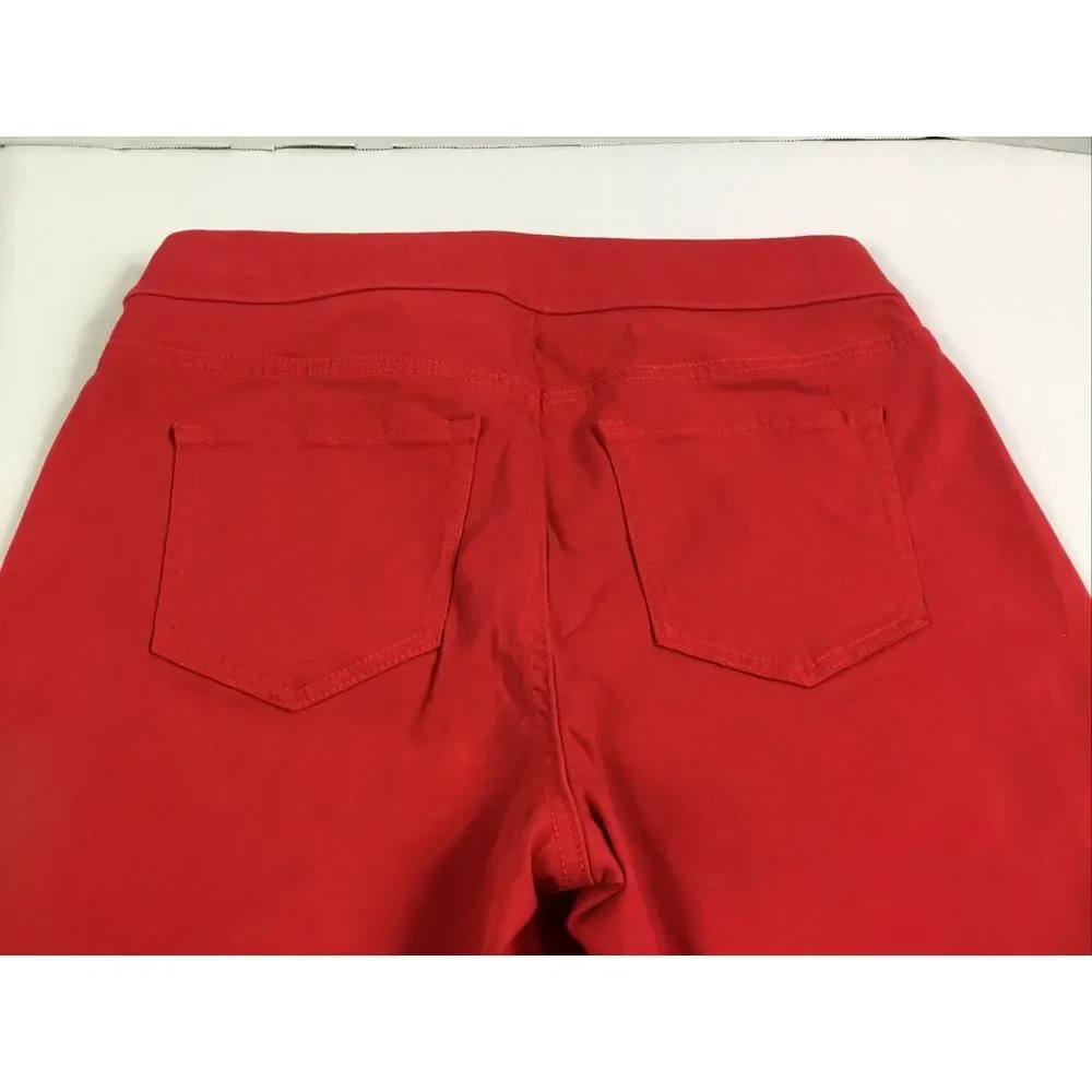 New Direction red Chino Womens Booty Shorts Size 10 med rise stretch pull‎ on
